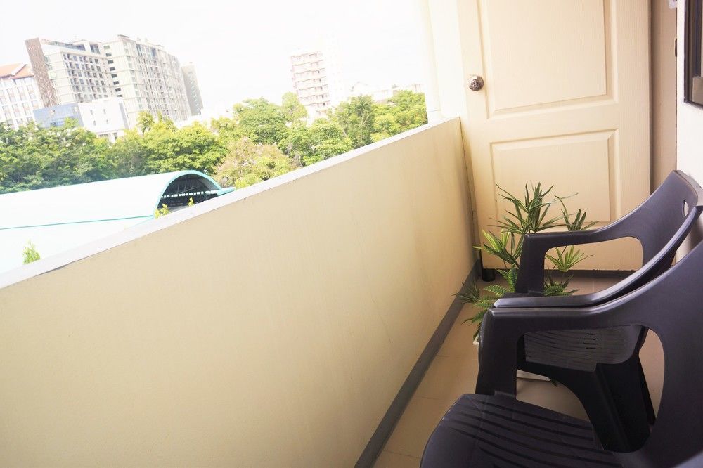 Cm City Hostel Chiang Mai Eksteriør billede