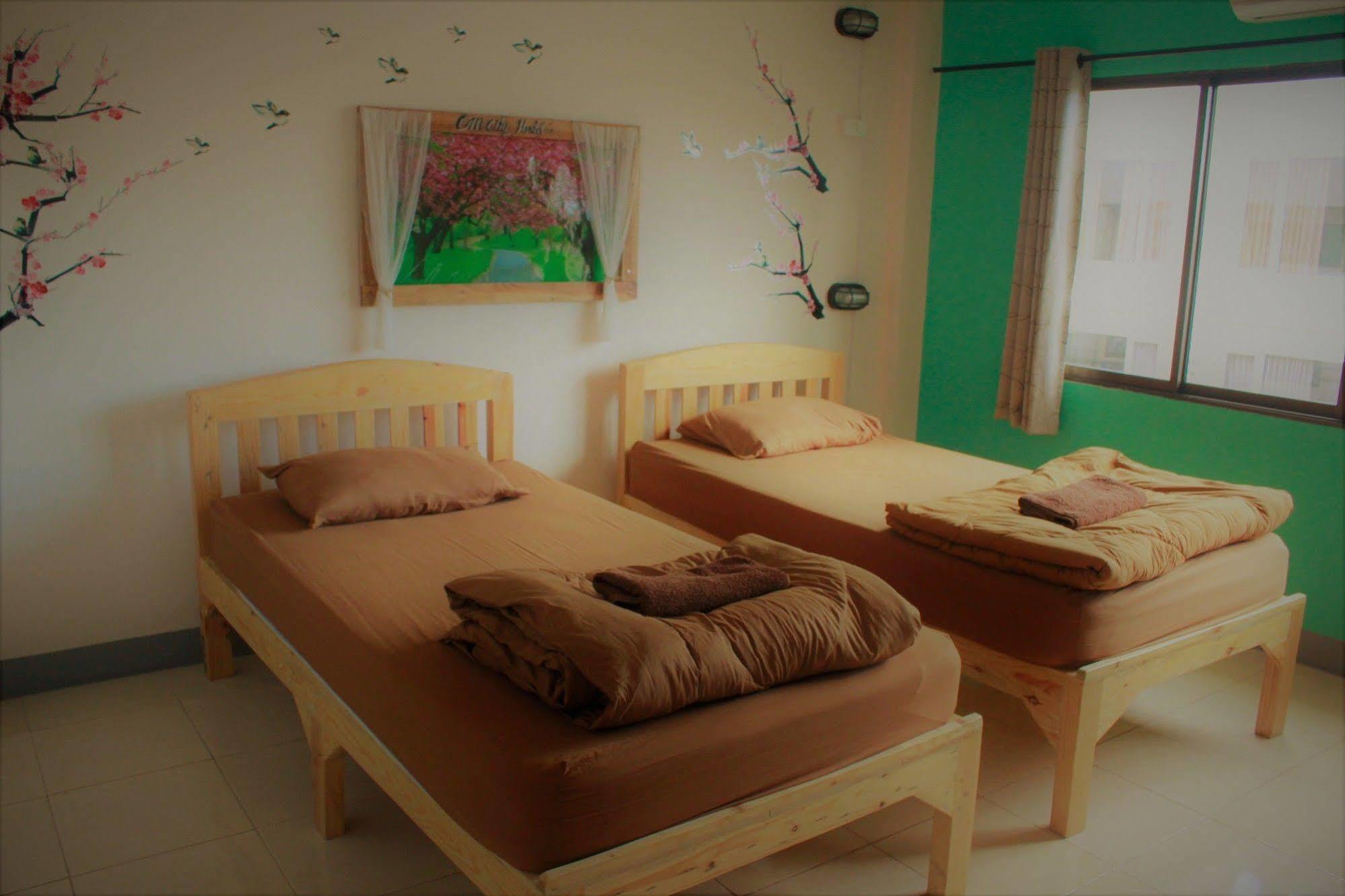 Cm City Hostel Chiang Mai Eksteriør billede