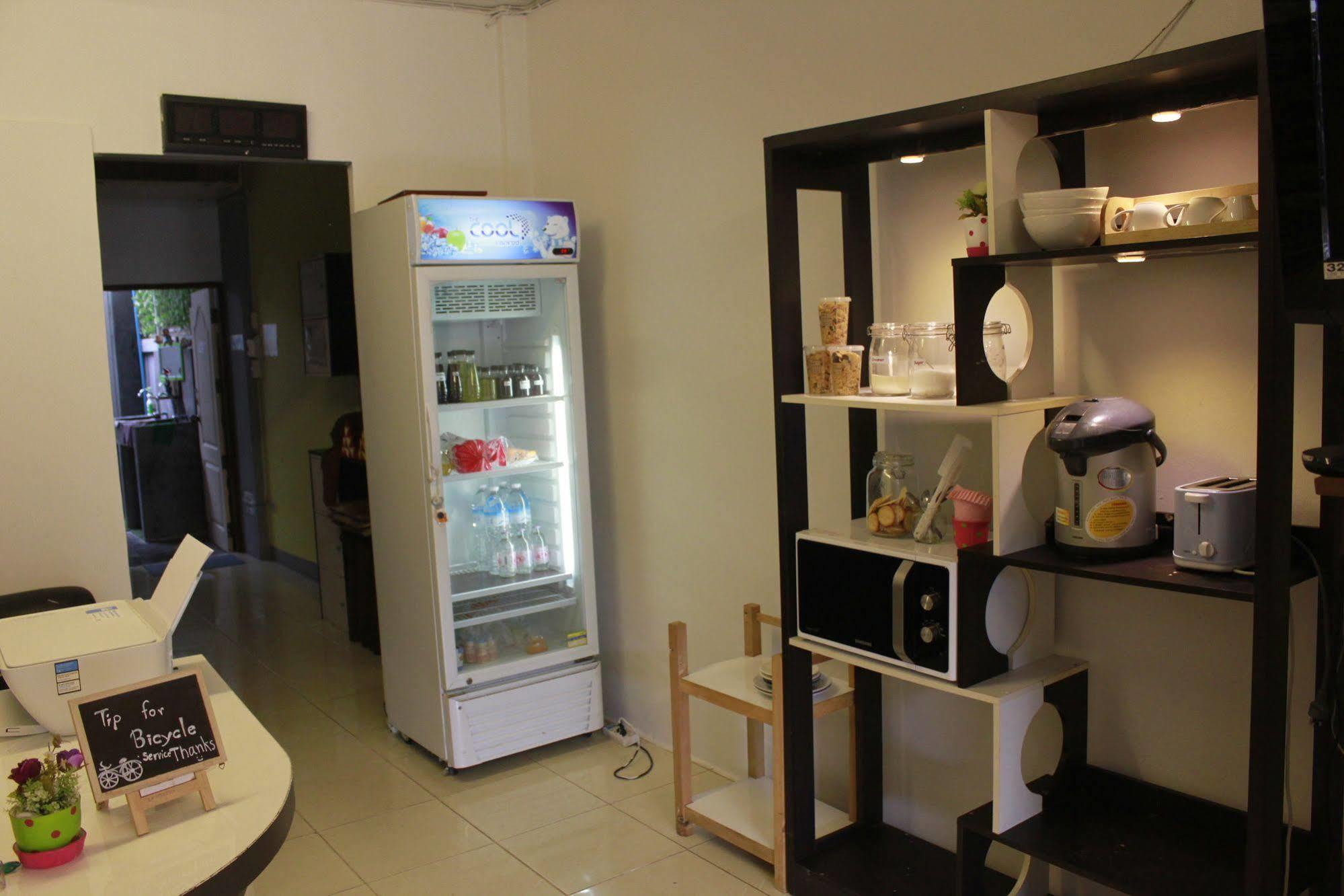 Cm City Hostel Chiang Mai Eksteriør billede