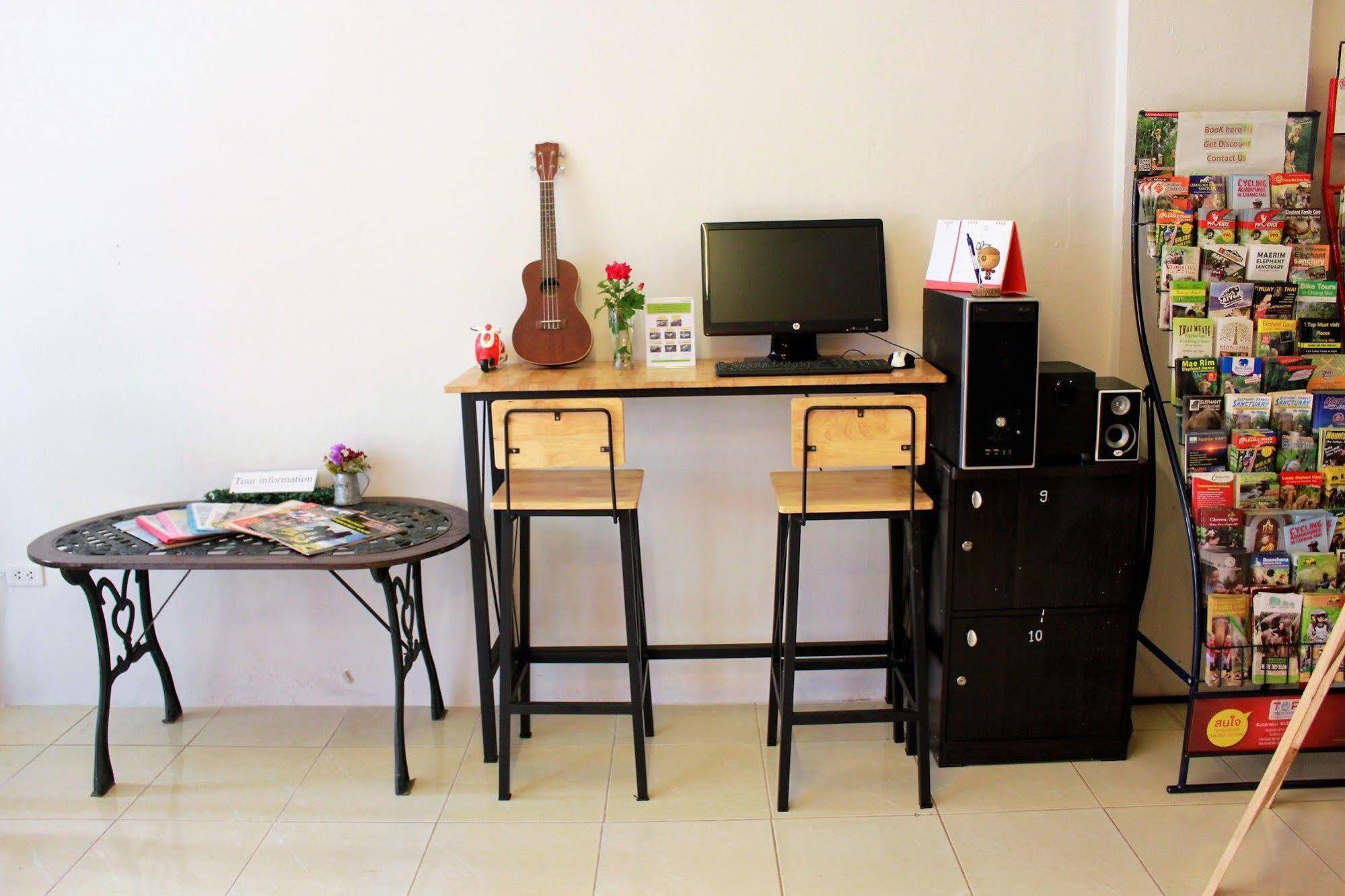Cm City Hostel Chiang Mai Eksteriør billede